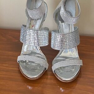 Giani Bernini Silver Rhinestone Heels